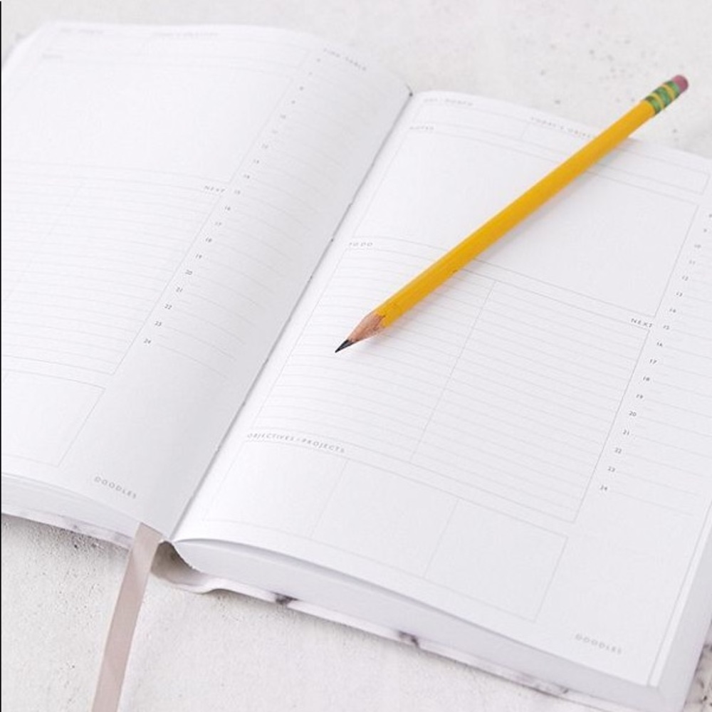 White Marble Daily planner